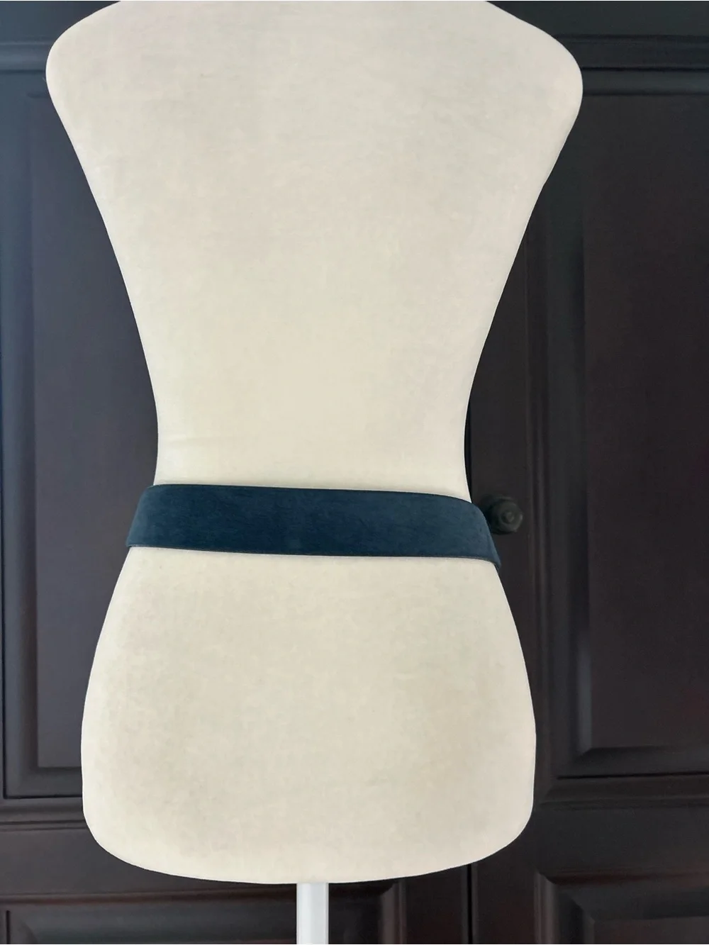 Vintage 80’s/90’s Toledano Genuine Leather Blue Suede Belt Gold Tone Buckle L